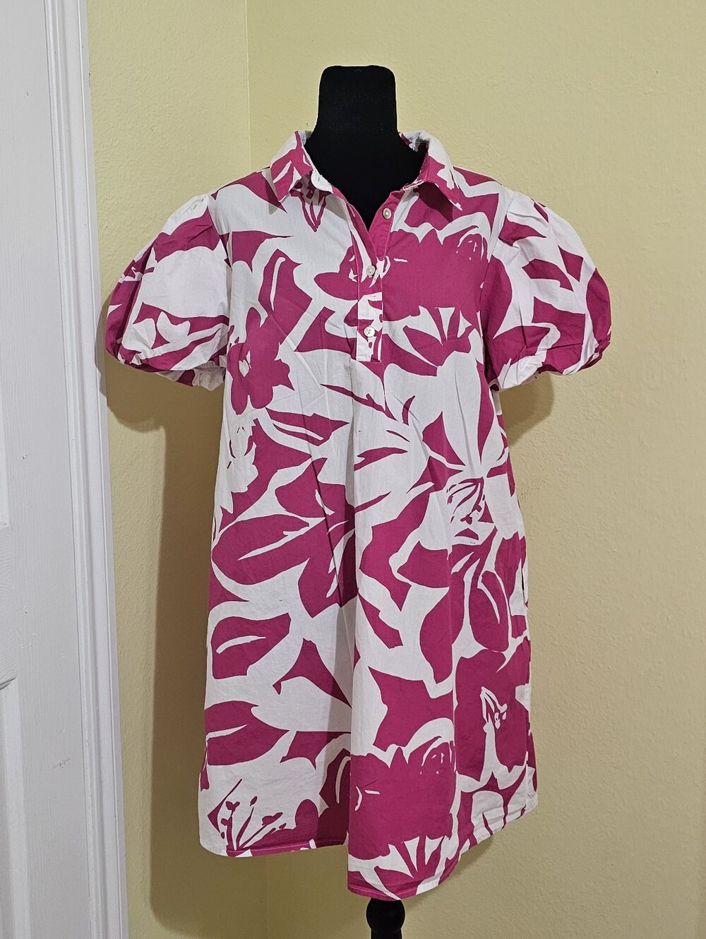 MSK White and Pink Floral Collared Tunic